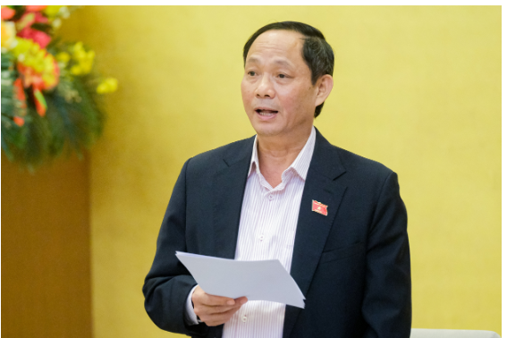 Phó chủ tịch Quốc hội Trần Quang Phương phát biểu