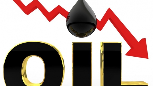 Cập nhật giá xăng dầu hôm nay 19/5/2022: Bất ngờ lao dốc mạnh