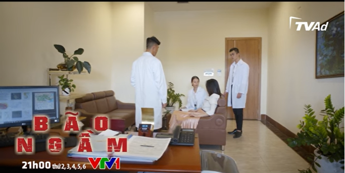 Preview phim “Bão ngầm” tập 60: Đai gia Quách Đại Đức theo dõi Hạ Lam