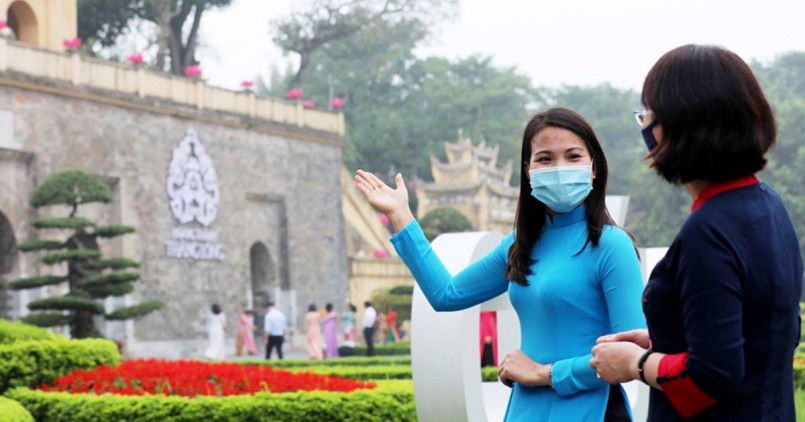 Việc bổ nhiệm và xếp lương vào các chức danh nghề nghiệp hướng dẫn viên du lịch phải căn cứ vào vị trí việc làm, chức trách, nhiệm vụ và chuyên môn, nghiệp vụ đang đảm nhận của viên chức