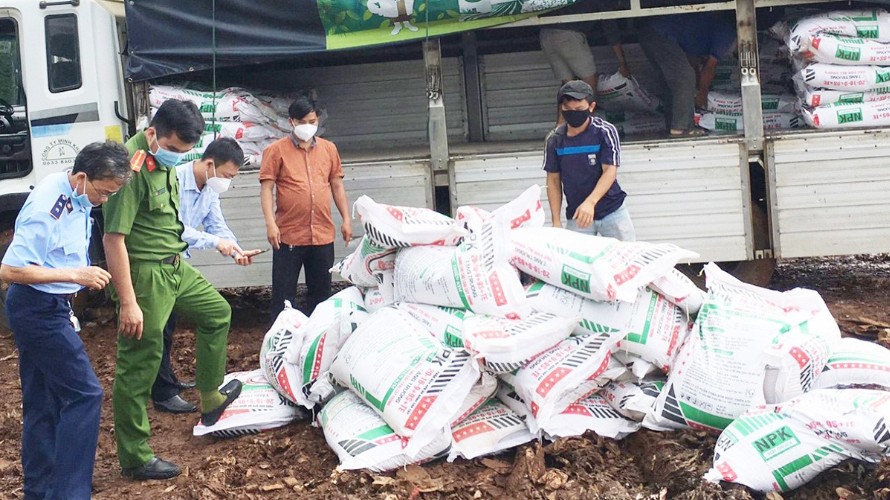 Lâm Đồng: Xử phạt 600 triệu đồng đối với các cửa hàng buôn bán phân bón giả