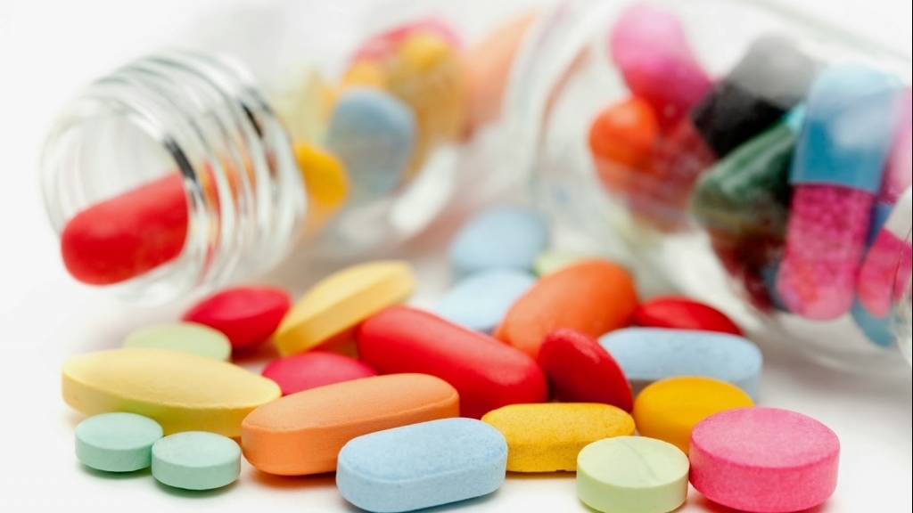 Xử phạt Chi nhánh Dược phẩm Nam Hà vì bán thuốc cao hơn giá kê khai