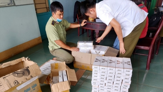 Gia Lai: Tạm giữ 1.480 bao thuốc lá điếu hiệu JET nhập lậu