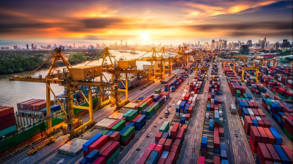 VCCI kiến nghị rà soát, tháo gỡ các khó khăn về logistics