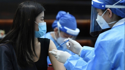 Hoàn thành 1.000 mũi đầu tiên thử nghiệm giai đoạn 3 vaccine Nano Covax