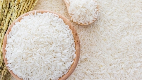 Giá gạo hôm nay 25/6: Giảm nhẹ