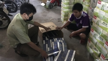 Gia Lai: Tạm giữ 462 bao thuốc lá điếu nhập lậu