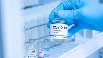 Nhập khẩu vắc-xin Covid 19: Thấy gì từ những chỉ đạo, phát ngôn của lãnh đạo Bộ Y tế?