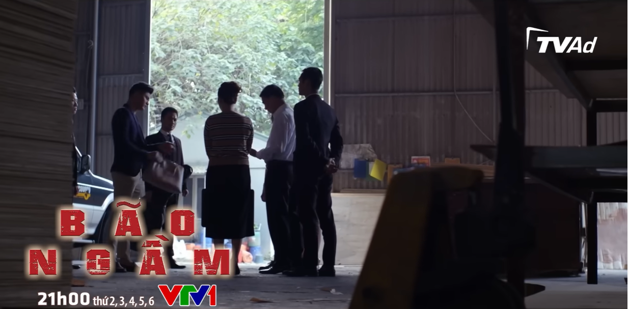 Preview phim “Bão ngầm” tập 69: Lão Tuất 'bắn tin' cho Quách Đại Đức về thân phận Hạ Lam