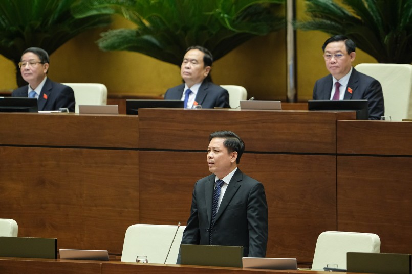Bộ trưởng Bộ Giao thông vận tải Nguyễn Văn Thể giải trình về câu hỏi của Chủ tịch Quốc hội