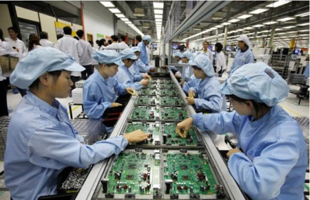 Việt Nam chi gần 40 tỷ USD nhập khẩu máy vi tính, sản phẩm điện tử và linh kiện