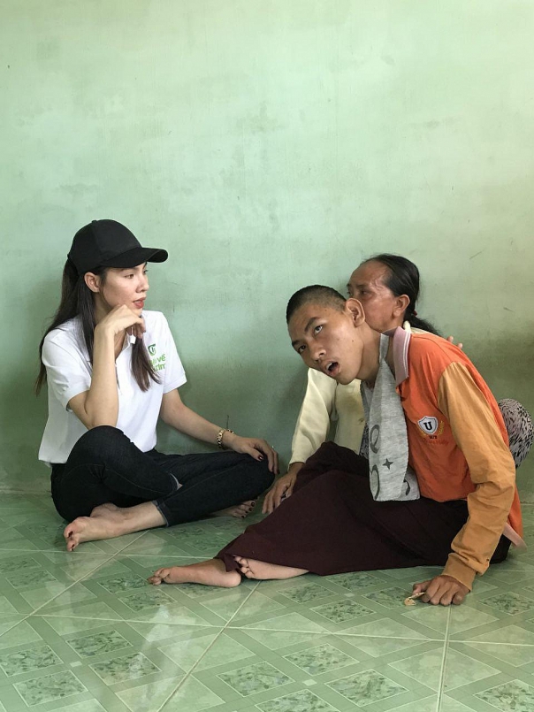 Nghệ sĩ Việt đồng hành cùng Quỹ Hiểu về trái tim