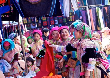 Review Sapa: Chợ phiên Bắc Hà - Nét độc đáo của vùng cao Tây Bắc