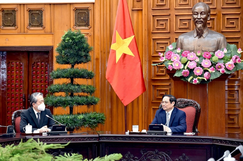 Thủ tướng Chính phủ Phạm Minh Chính tiếp Đại sứ Trung Quốc tại Việt Nam Hùng Ba.