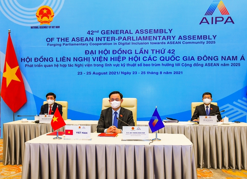 Chủ tịch Quốc hội Vương Đình Huệ dự Lễ Bế mạc Đại hội đồng Liên nghị viện Hiệp hội các quốc gia Đông Nam Á lần thứ 42 (AIPA-42)