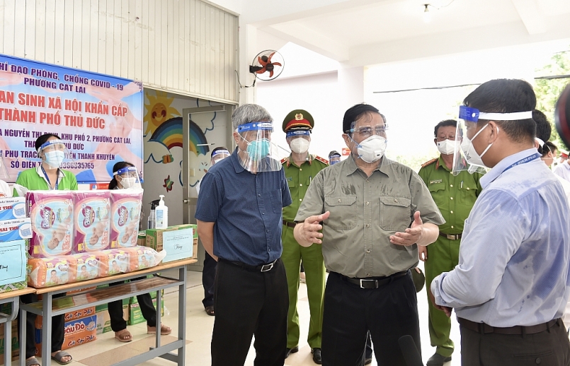 Thủ tướng Chính phủ Phạm Minh Chính vào TPHCM kiểm tra công tác chống dịch