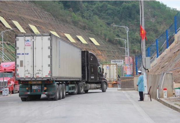 Trung Quốc tạm dừng hoạt động xuất nhập khẩu hàng hoá qua cửa khẩu phụ Cốc Nam