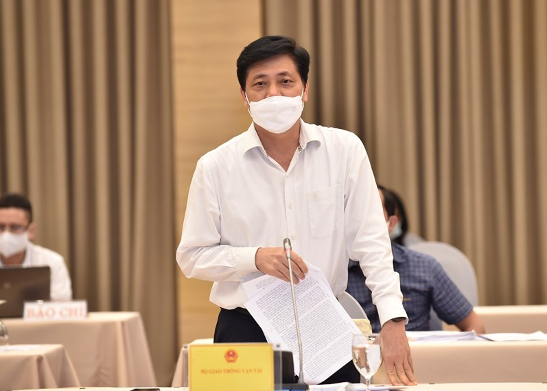 Thứ trưởng Bộ GTVT Nguyễn Ngọc Đông phát biểu tại buổi họp báo. Ảnh: VGP/Nhật Bắc