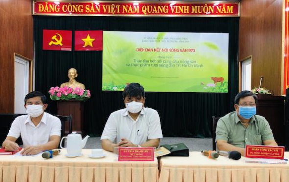  Thứ trưởng Bộ NN&PTNT kiêm Tổ trưởng Tổ công tác 970 Trần Thanh Nam chủ trì hội nghị.