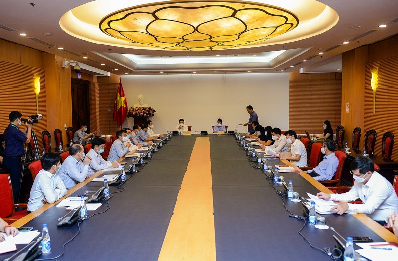 Toàn cảnh Hội nghị triển khai kế hoạch và thông tin về Hội thảo Du lịch năm 2021 với chủ đề: “Du lịch Việt Nam-phục hồi và phát triển trong bối cảnh mới”.