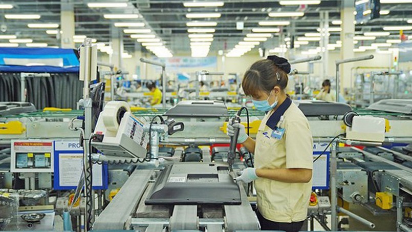 ADB hạ dự báo tăng trưởng kinh tế Việt Nam xuống 3,8% năm 2021
