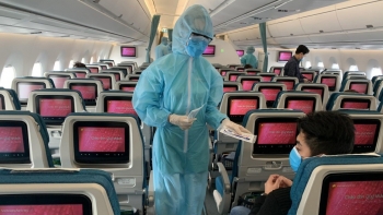 Không yêu cầu xét nghiệm với khách đi máy bay, tàu hoả nếu đã tiêm một mũi vaccine