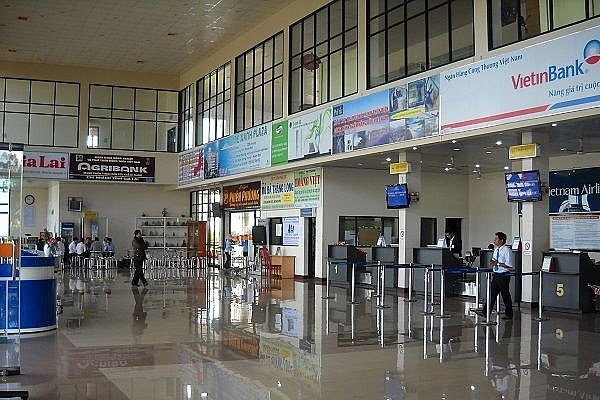 Tạm đóng cửa sân bay Chu Lai do bão số 6