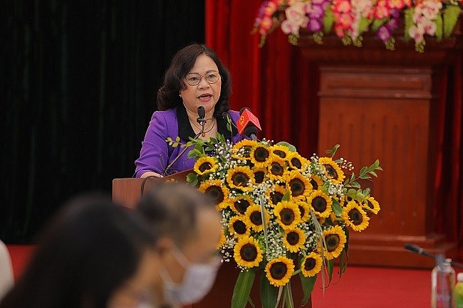 Thứ trưởng Bộ GD – ĐT Ngô Thị Minh: “Cảm ơn Tập đoàn TH đã đồng hành cùng Bộ những năm qua và tiếp tục đồng hành trong chương trình Sức khỏe học đường sắp tới.