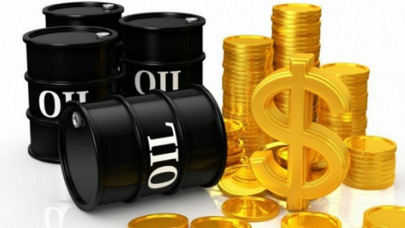 Cập nhật giá xăng dầu hôm nay 24/10/2021: Lập đỉnh mới