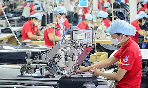 Việt Nam ước tính xuất siêu 1,1 tỷ USD trong tháng 10