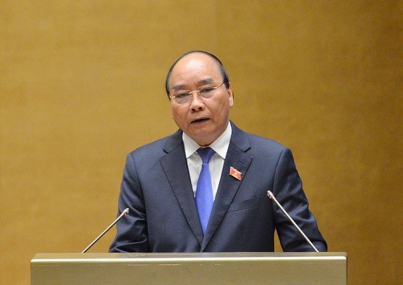 Thủ tướng Chính phủ Nguyễn Xuân Phúc phát biểu trước Quốc hội sáng 10/11/2020.