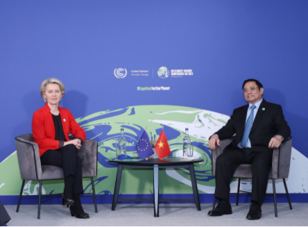 Chủ tịch EC Ursula von der Leyen hoan nghênh cam kết và đóng góp của Việt Nam trong chống biến đổi khí hậu.  Ảnh: TTXVN