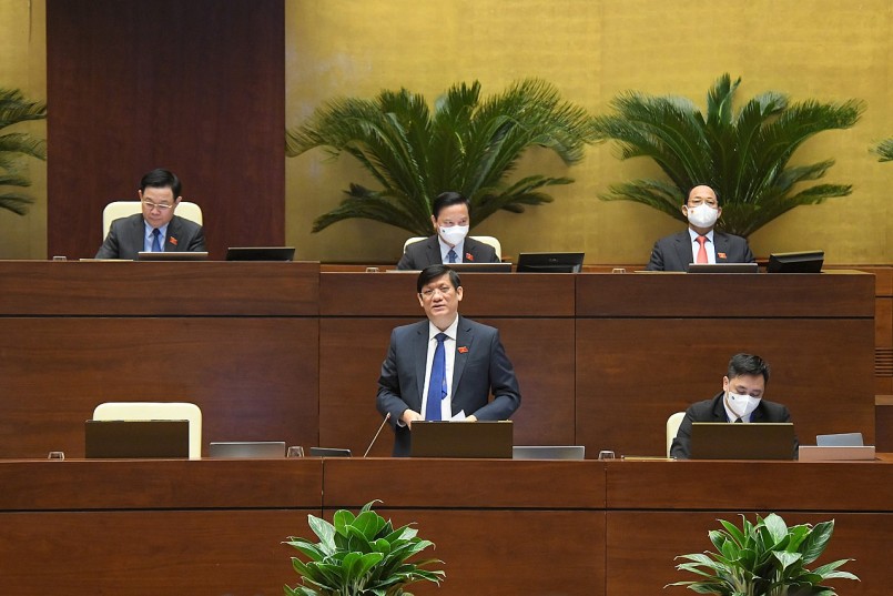 Bộ trưởng Bộ Y tế Nguyễn Thanh Long trả lời chất vấn của đại biểu Quốc hội