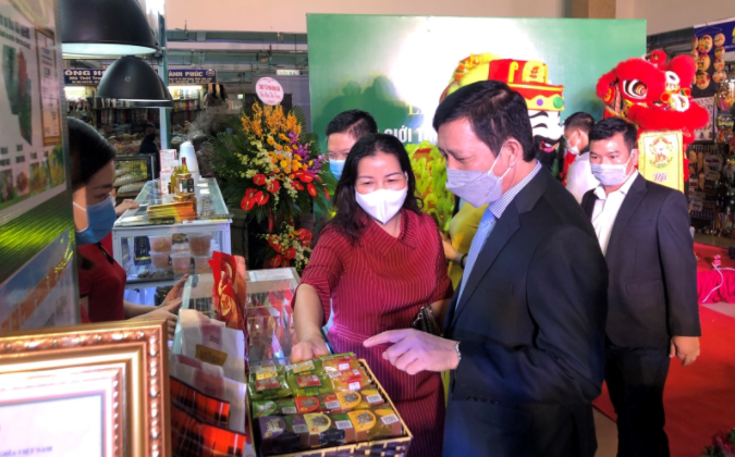 Hà Nội: Quận Đống Đa và Hoàn Kiếm khai trương 2 điểm bán sản phẩm OCOP