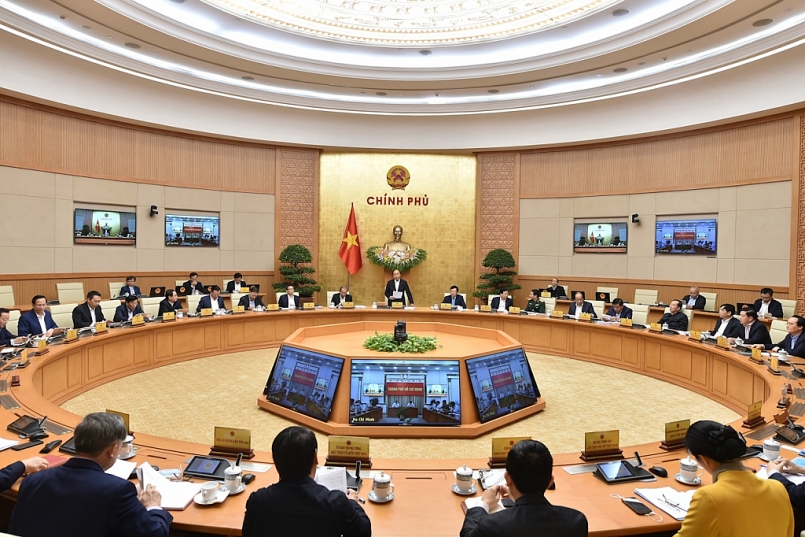 Thủ tướng Nguyễn Xuân Phúc chủ trì phiên họp Chính phủ thường kỳ tháng 11/2020. Ảnh: VGP/Quang Hiếu