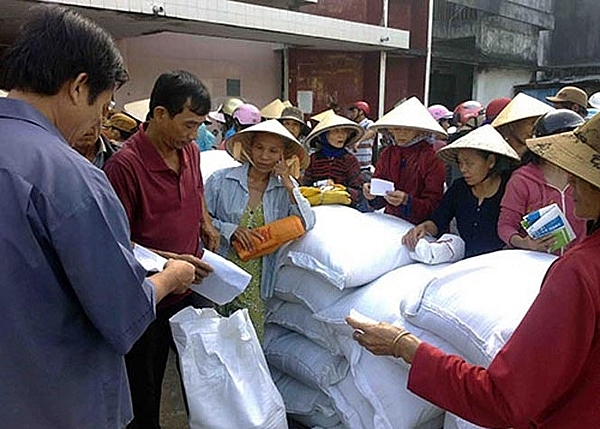 Xuất cấp hơn 3.500 tấn gạo hỗ trợ tỉnh Quảng Bình, Quảng Ngãi