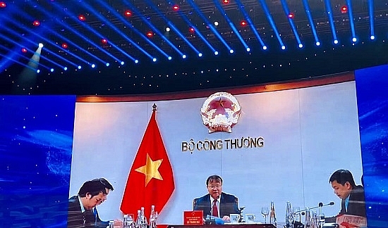 Thứ trưởng Đỗ Thắng Hải đại diện Bộ Công Thương Việt Nam tham dự và phát biểu tại lễ khai mạc hội chợ