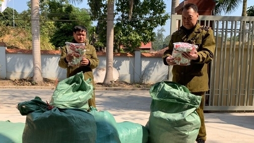 Lạng Sơn: Chặn đứng 9.000 chiếc chân gà nhập lậu