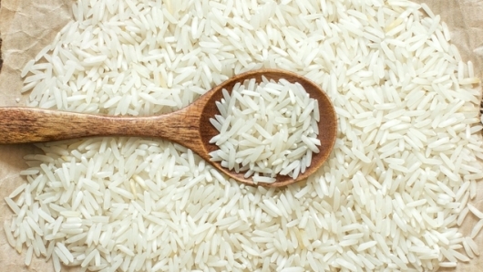 Cập nhật giá gạo hôm nay 27/1: Đồng loạt tăng giá