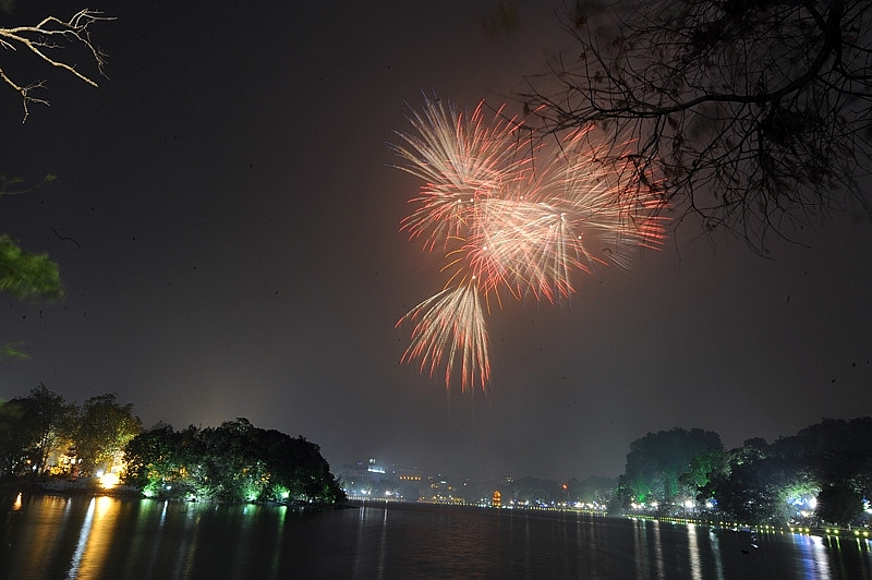 Hà Nội hủy 29 điểm bắn pháo hoa đêm giao thừa Tết Tân Sửu 2021