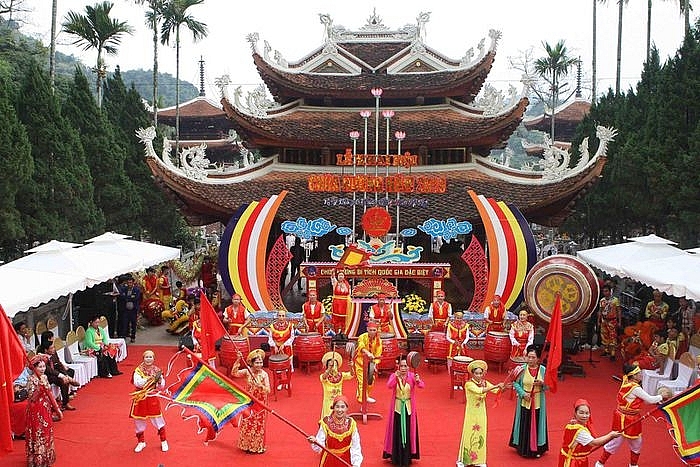 Hà Nội: Dừng tổ chức Lễ khai hội chùa Hương Xuân Tân Sửu 2021