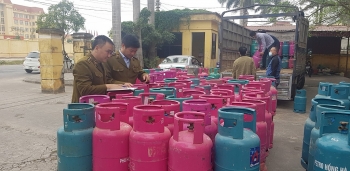 Thái Bình: Tạm giữ lượng lớn LPG chai không có hóa đơn, chứng từ