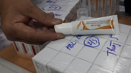 Phát hiện, thu giữ 10.000 tuýp kem nám Melacare nhập khẩu trái phép