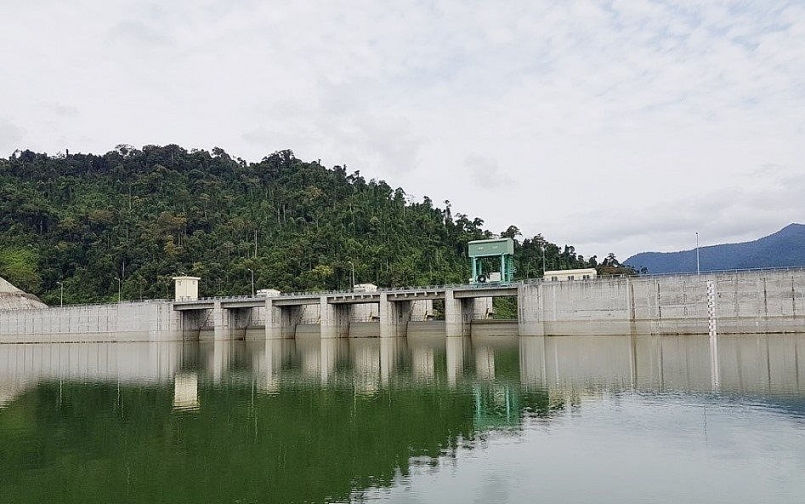 Đà Nẵng: 6 thủy điện xả nước chống hạn mặn
