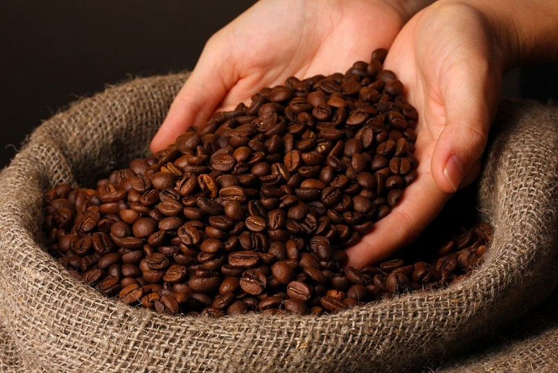 Giá cà phê thế giới giảm trong tháng 3