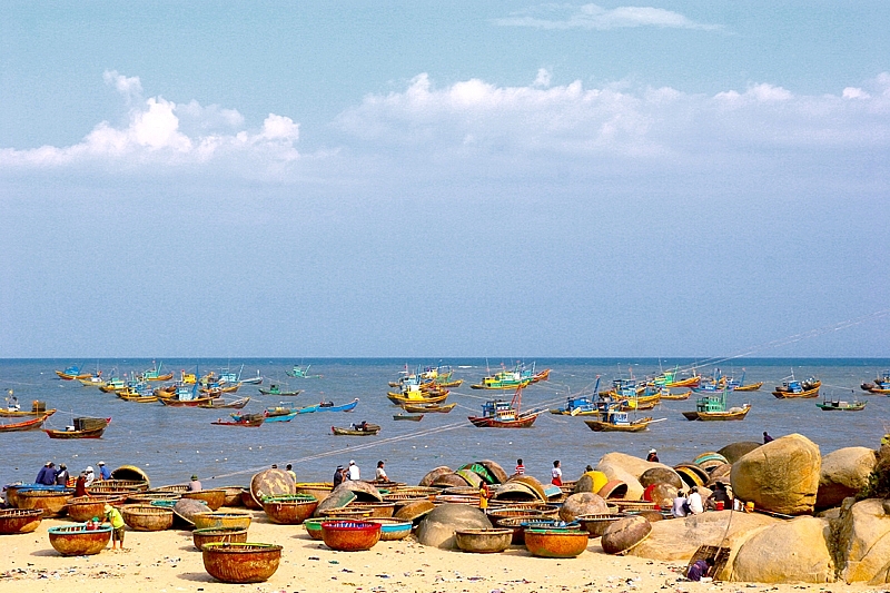 Kích cầu Du lịch năm 2021 với chủ đề “Bình Thuận điểm đến an toàn - thân thiện - hấp dẫn”