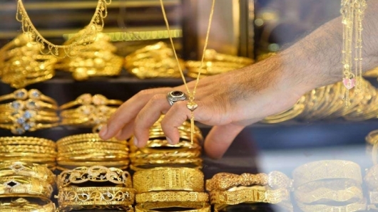 Giá vàng hôm nay 1/6: Duy trì đà tăng