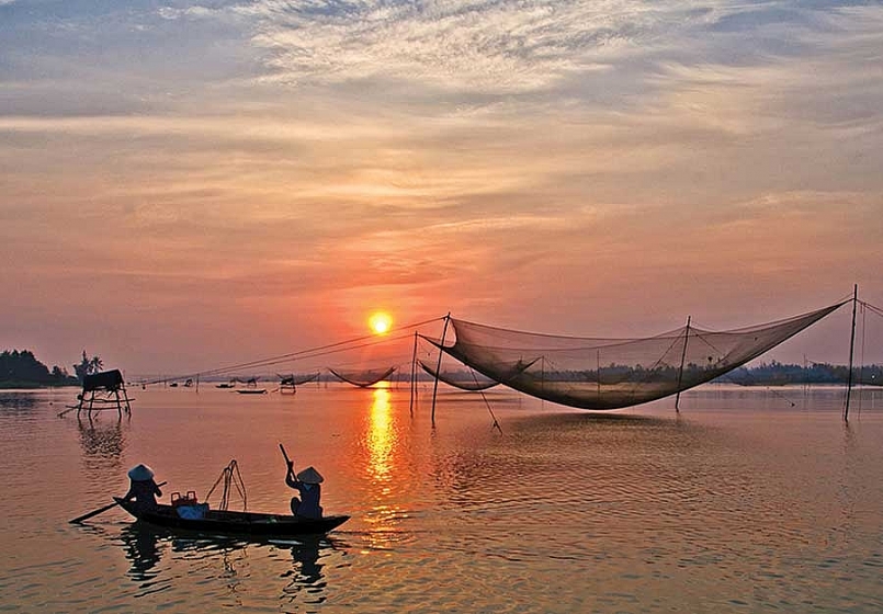 Phá Tam Giang – Cầu Hai là một trong những địa điểm du lịch sinh thái nổi tiếng tuyệt với của Huế