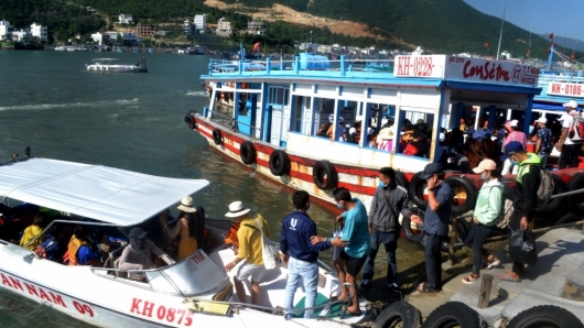 Khánh Hòa: Tạm dừng hoạt động vận tải hành khách nội tỉnh để phòng chống dịch Covid-19