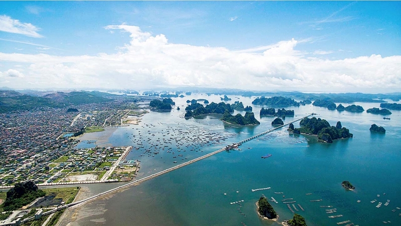 Quảng Ninh đón 2,5 triệu lượt khách du lịch trong 6 tháng đầu năm